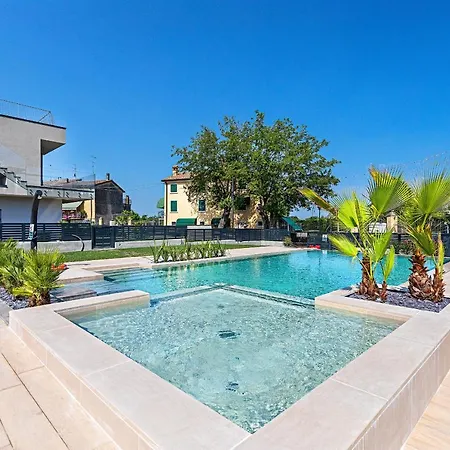 Una Terrazza Sul Lago A2 Con Piscina By Wonderful Italy Lejlighed Peschiera del Garda